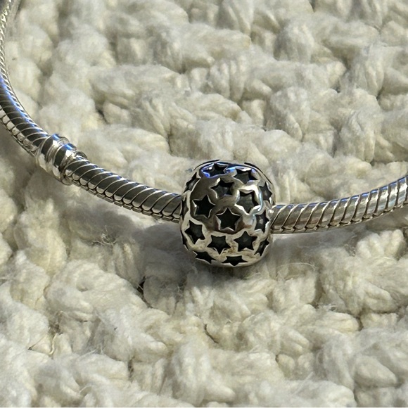Two Authentic Retired Pandora Silver Star Clip Charms - Picture 10 of 12
